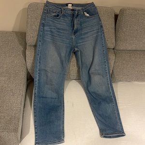 High rise 90s mom jeans size 29